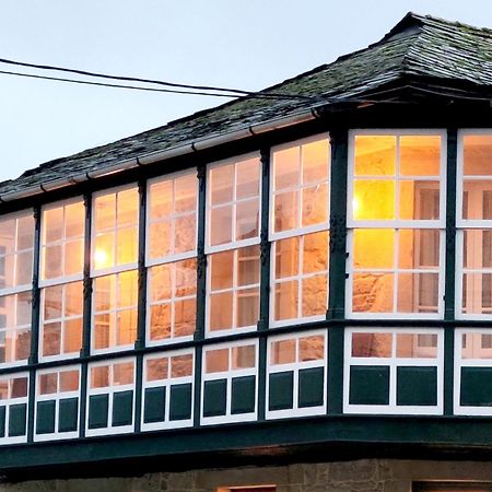 Piso Centrico Amplio, Luminoso, En Casa De Piedra Apartman Guitiriz Kültér fotó